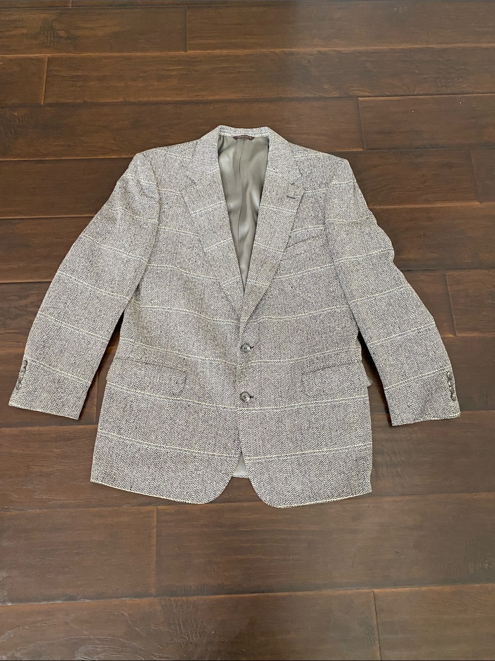 Cricketeer long sleeve 2 button sports coat men’s size 44L